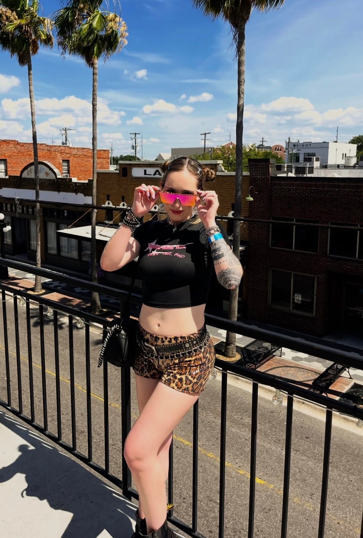 throw some ass, free your mind croptops