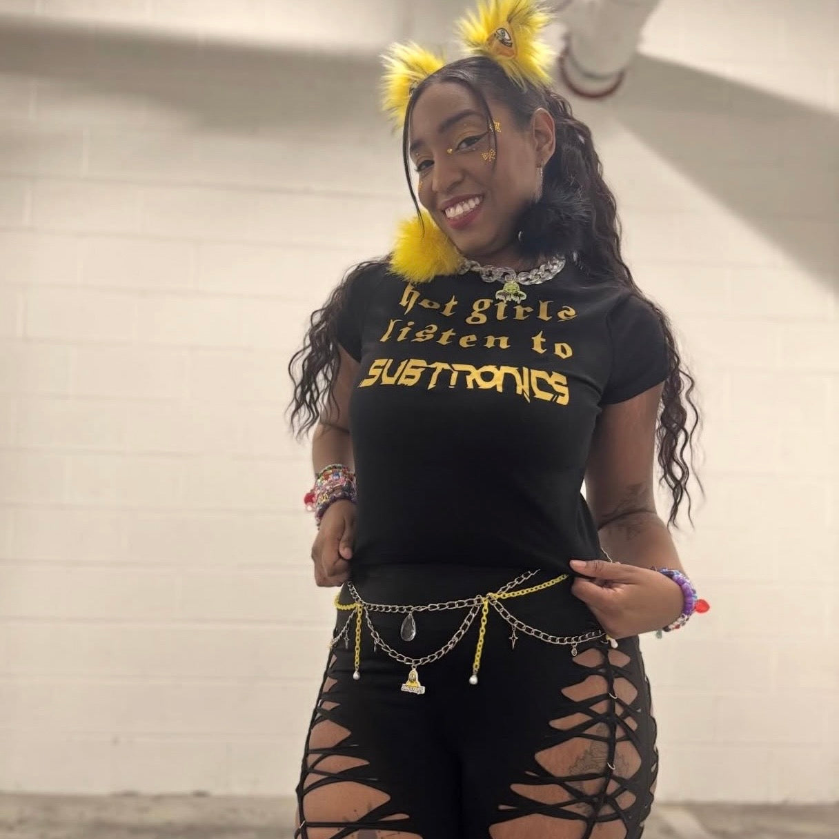 hot girls listen to subtronics croptops