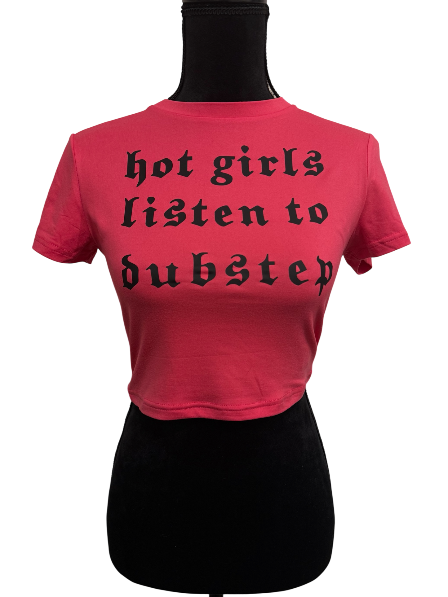 hot girls listen to dubstep croptop